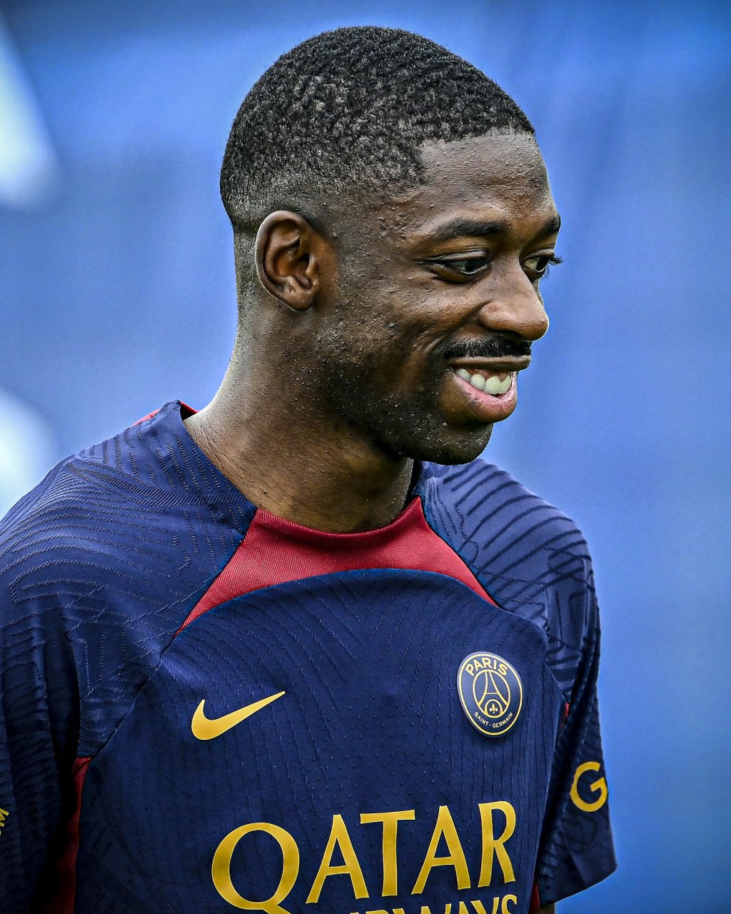 AIYOUXI费德勒在巴黎圣日耳曼比赛中大胜，绝杀引发热议！