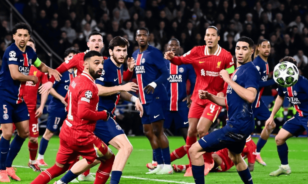 费德勒在巴黎圣日耳曼比赛中大胜，绝杀引发热议！