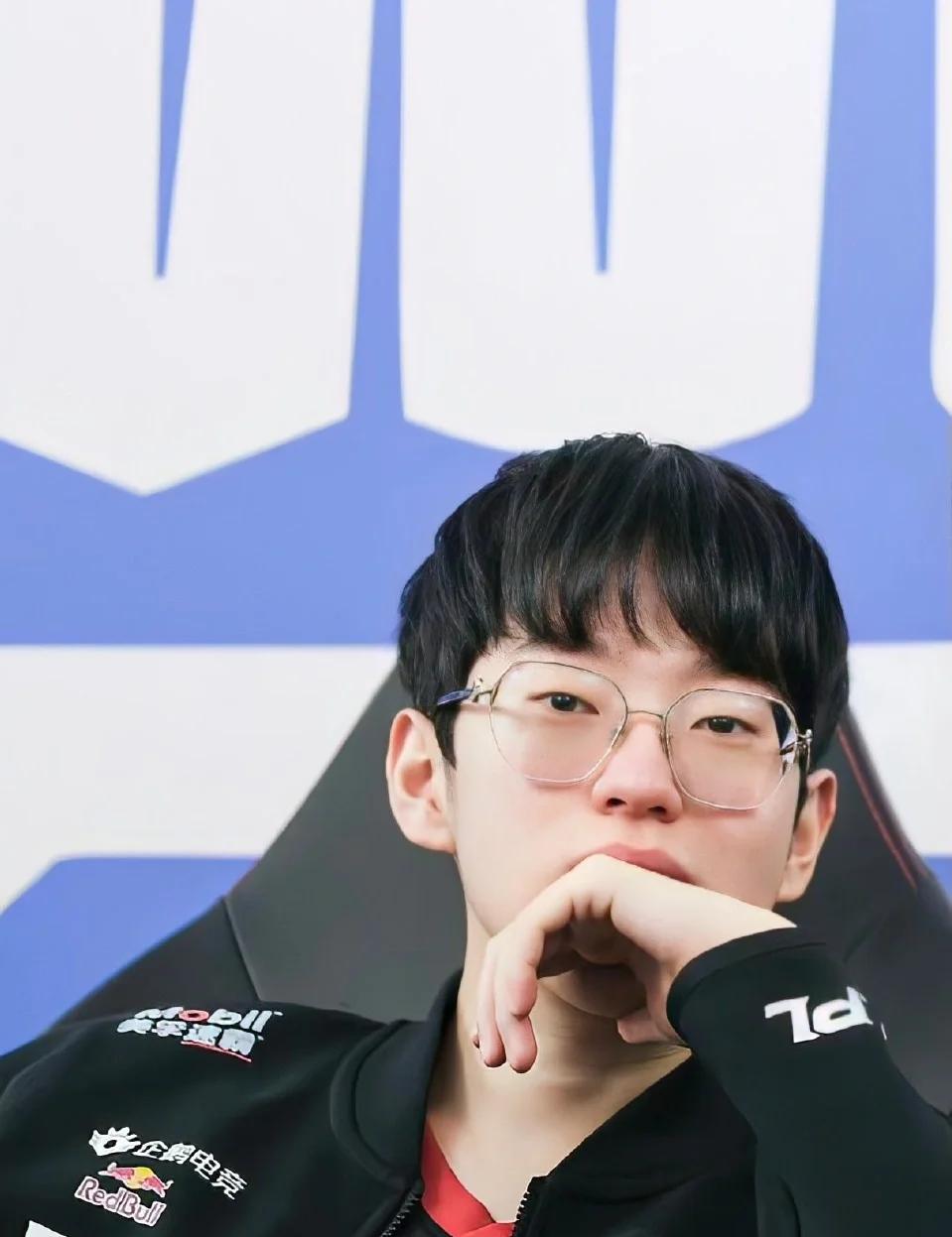 Scout关键节点回归赛场，快船带队取胜！