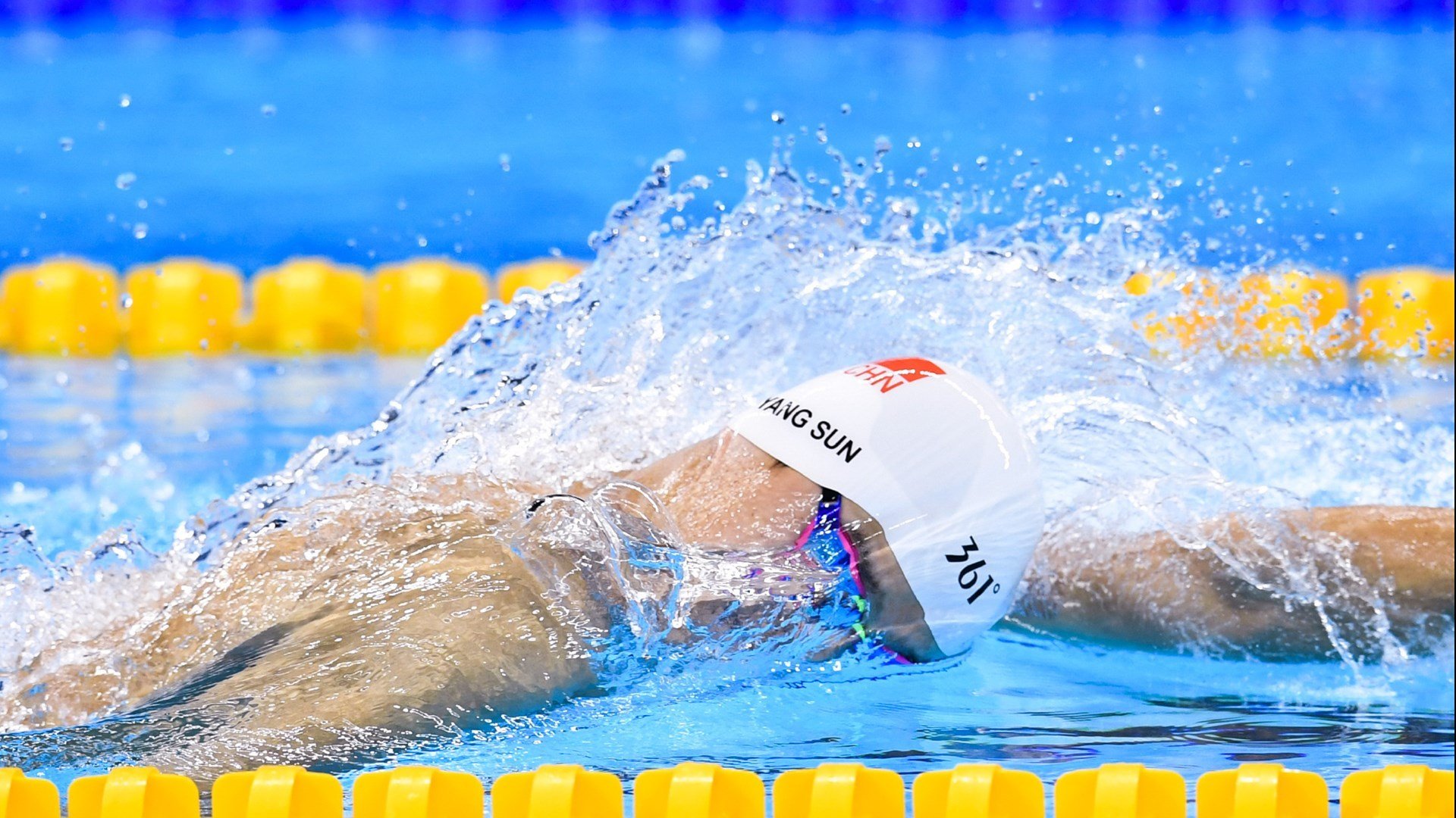 AIYOUXI西亚卡姆在热火比赛中败北，连败引发热议！