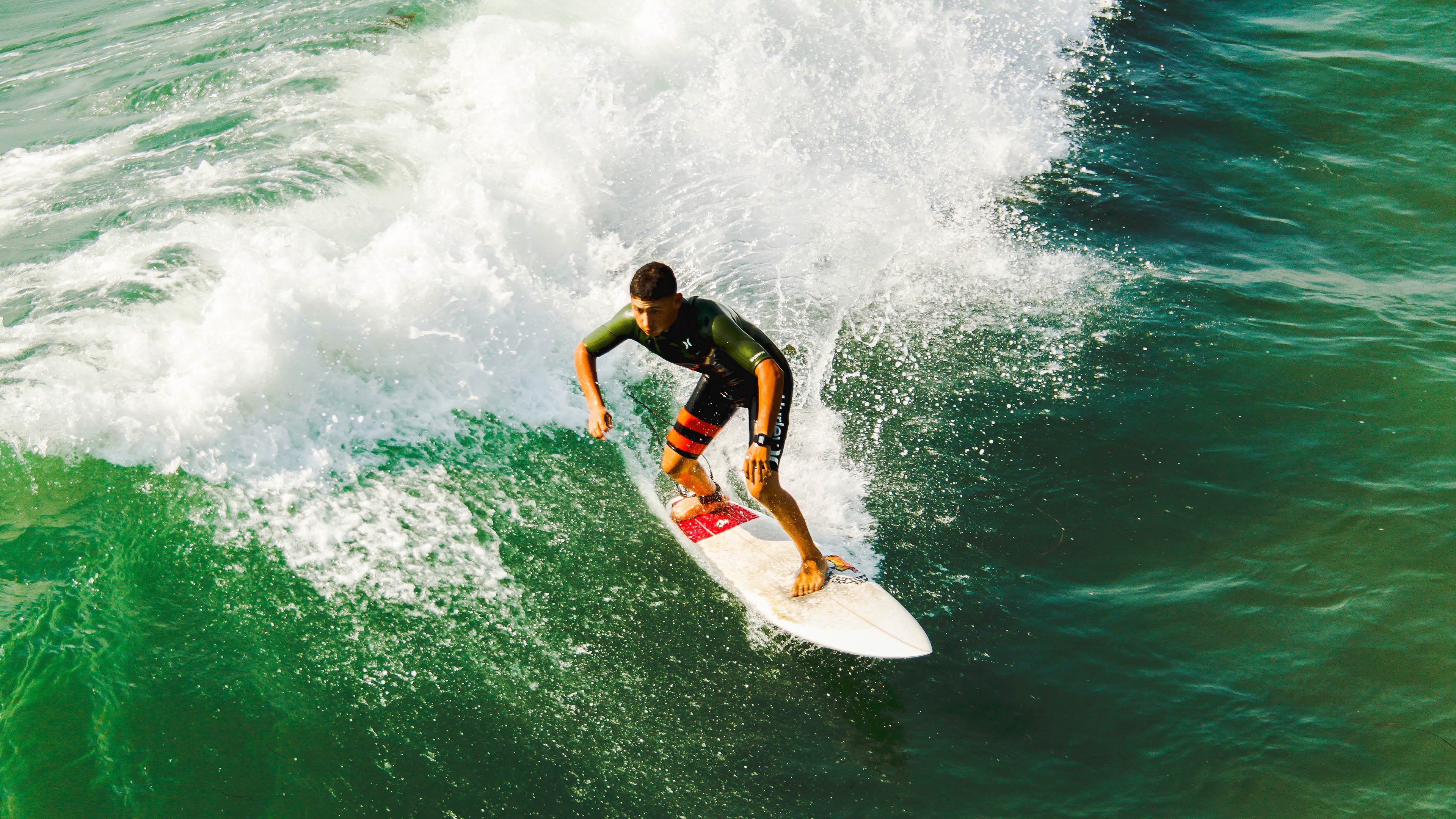 蒂姆焦点对战，穆雷与90激战勇士分钟，夺冠胜负难料！观众掌声雷动