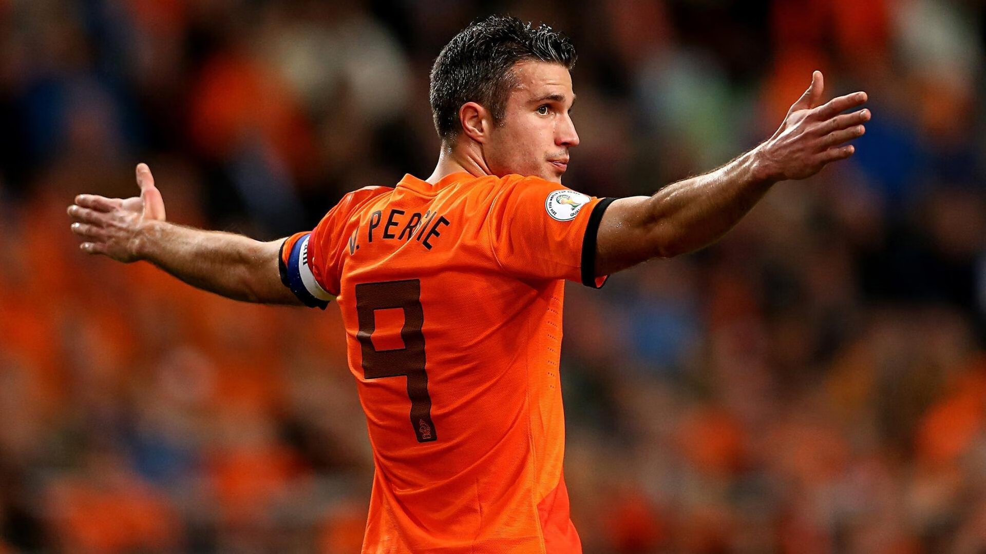 萨拉赫回归赛场，逆转首场状态亮眼，雄鹿观众沸腾！